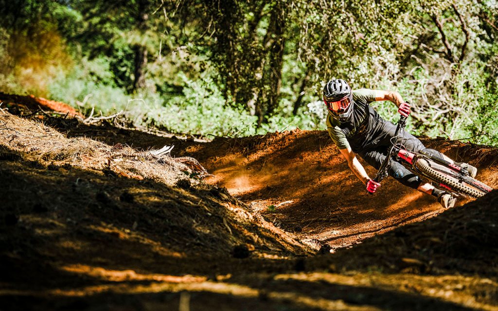 brand_pics_0001_bell